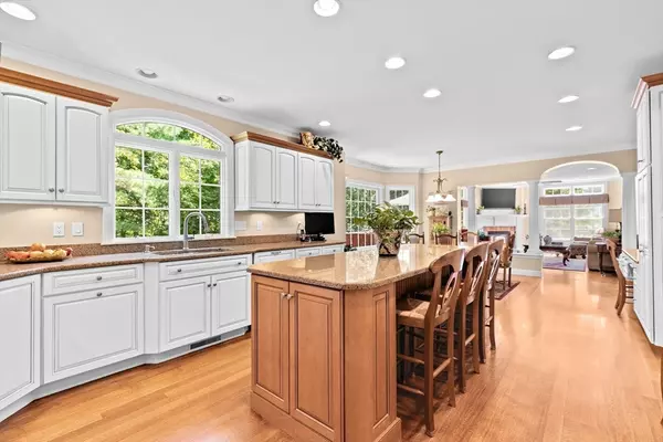 North Andover, MA 01845,75 Thistle Road