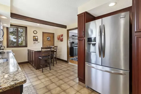 Revere, MA 02151,6 Grand View Ave