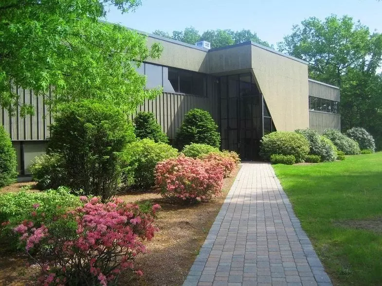6 Lyberty Way #201, Westford, MA 01886