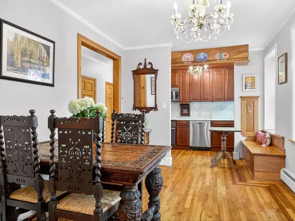 Boston, MA 02114,69 Myrtle Street #2