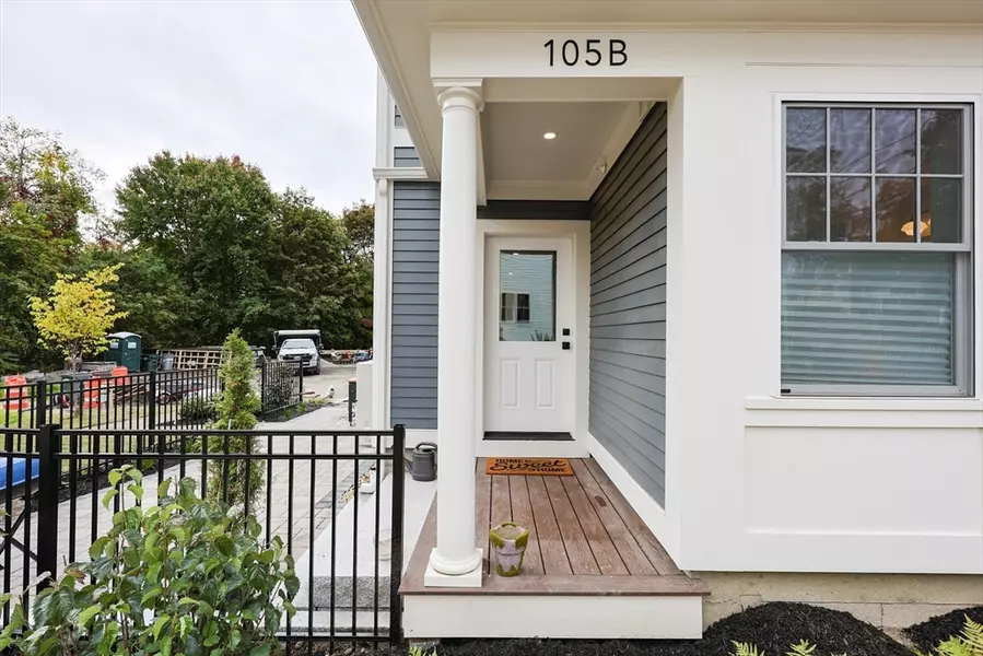 105 Market #B, Amesbury, MA 01913