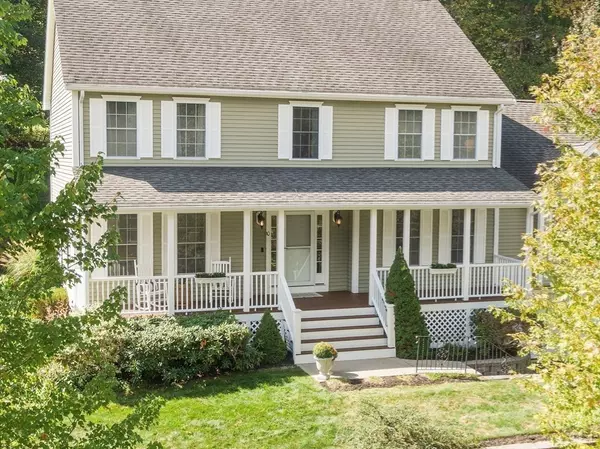 10 Olde Taverne Lane, Amesbury, MA 01913