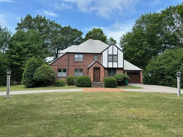 Norwood, MA 02062,229 Union St