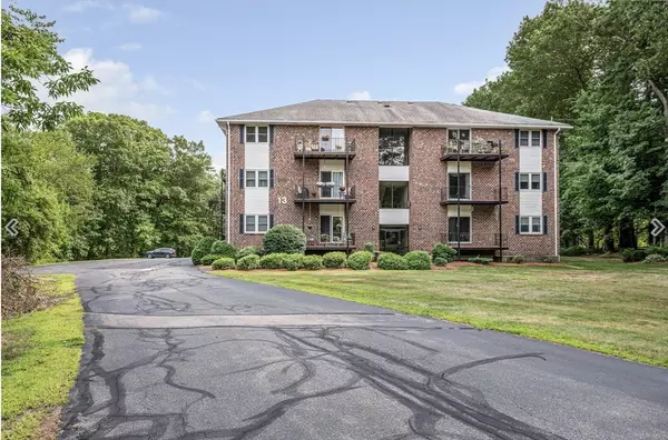 Dracut, MA 01826,13 Dallas Drive #308