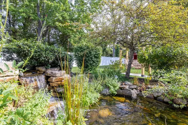 Andover, MA 01810,10 Hammond Way