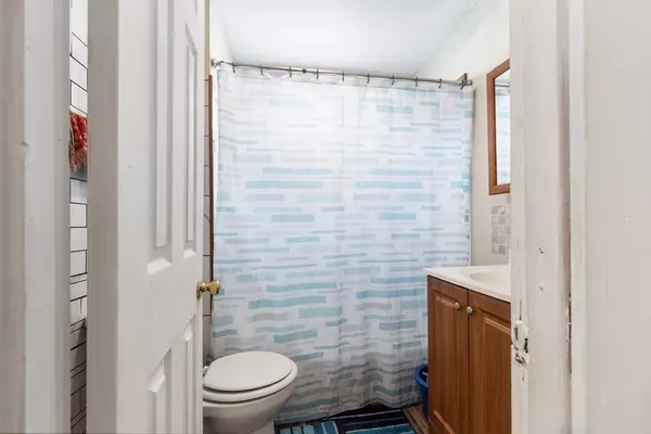 Brockton, MA 02301,560 N Montello St