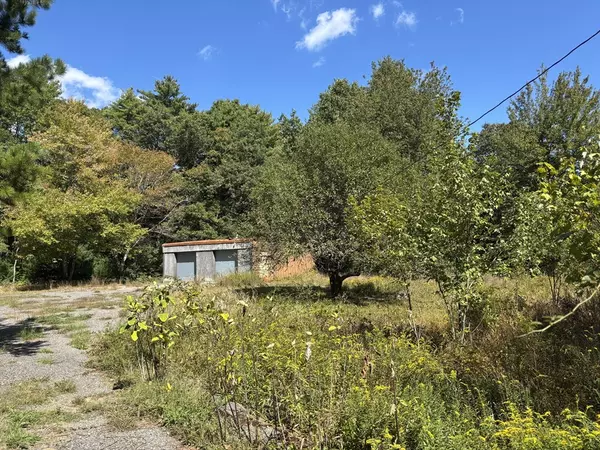 Carver, MA 02330,19 Rochester Rd Lot 2