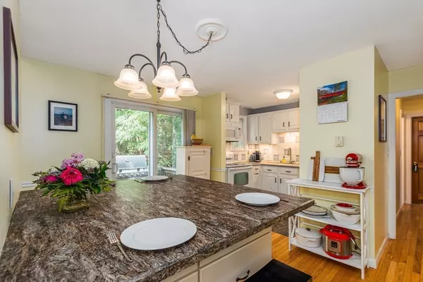 Amesbury, MA 01913,4 Acadia Kimball Road #4