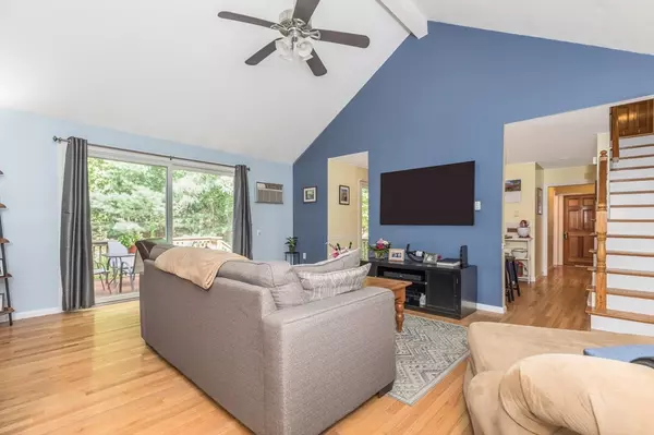 Amesbury, MA 01913,4 Acadia Kimball Road #4