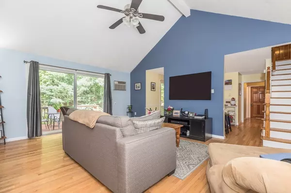 Amesbury, MA 01913,4 Acadia Kimball Road #4