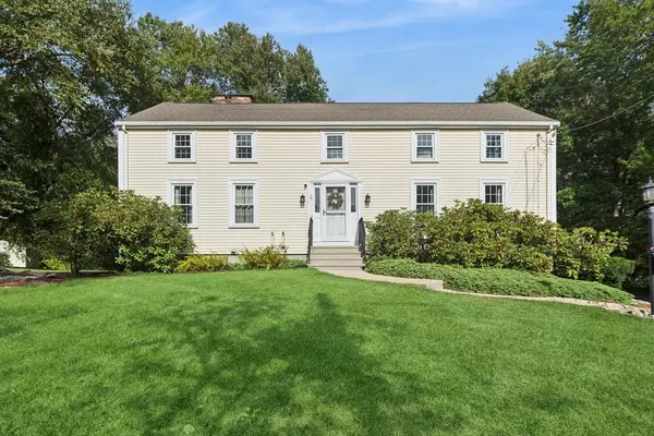 56 Fisher St, Medway, MA 02053