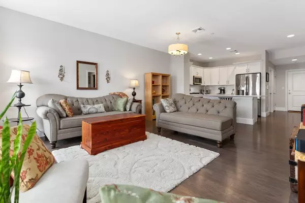 Swampscott, MA 01907,441 Essex Street #302