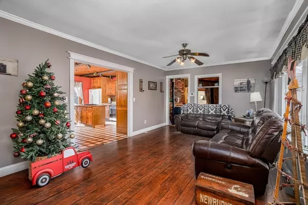 Ashby, MA 01431,118 Spring Hill  Road