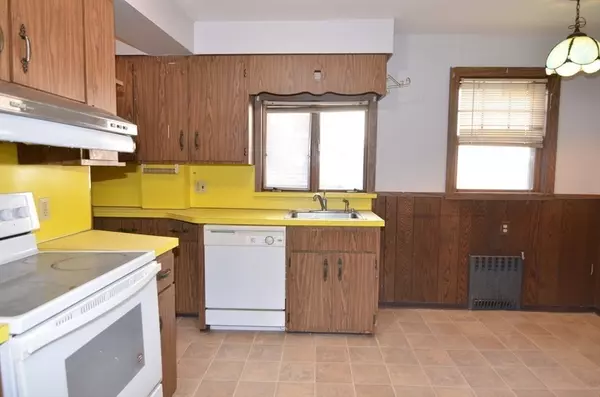 16 Newport Ter #0, Quincy, MA 02170