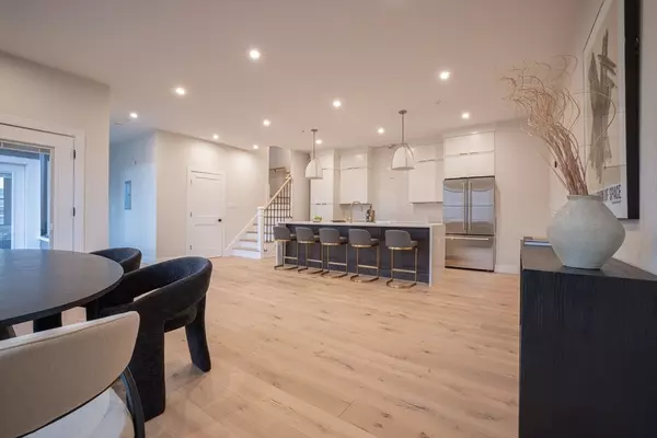 Cambridge, MA 02141,1 Marion Street #6