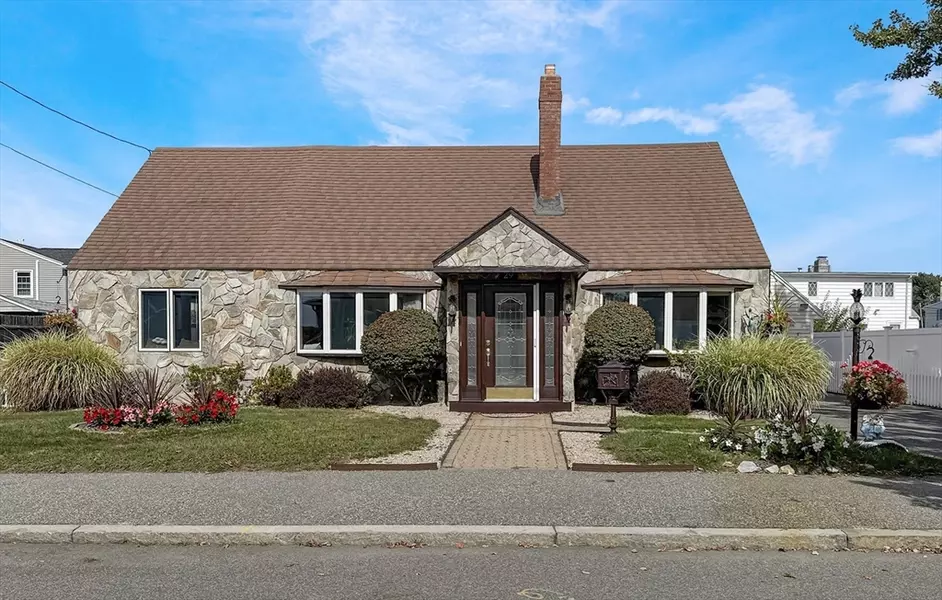 29 Blanchard Ave, Revere, MA 02151