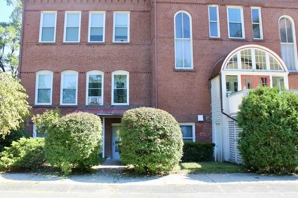 Montague, MA 01376,43 J St #A