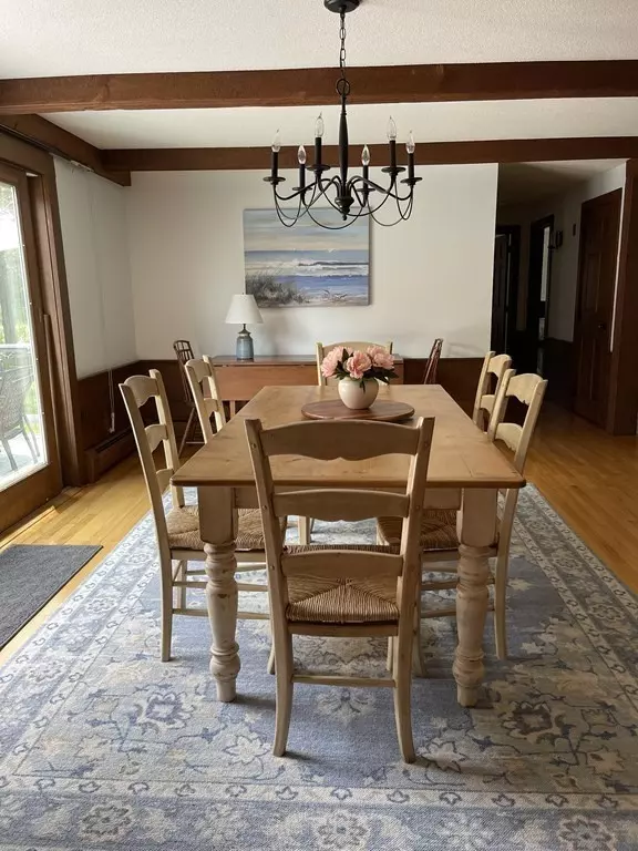 Orleans, MA 02653,12 Seavers
