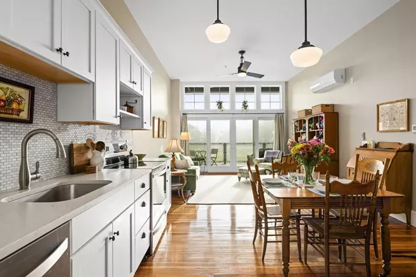 58 Main St #3, Hatfield, MA 01038