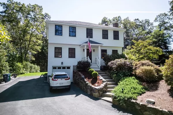37 Trifiro Rd, Billerica, MA 01821
