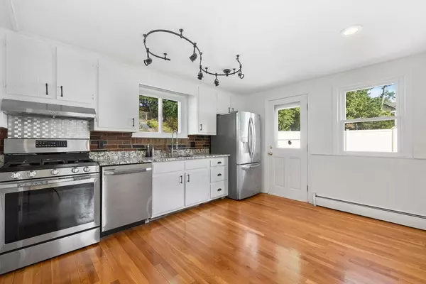 Andover, MA 01810,83 Lowell St