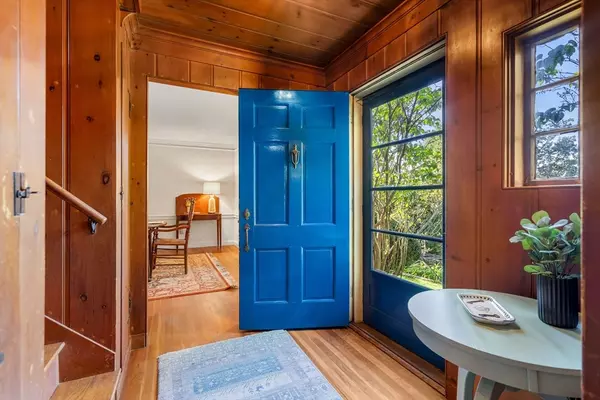 Marblehead, MA 01945,62 Longview Drive