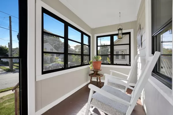 Fairhaven, MA 02719,30 Taber St