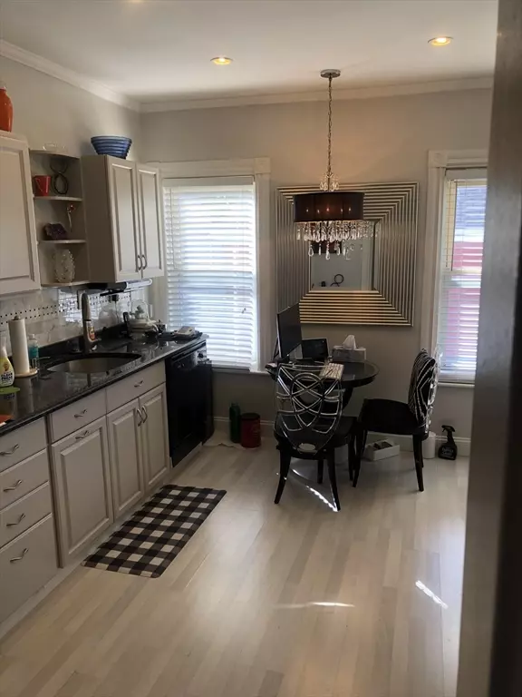 Malden, MA 02148,38-40 Russell St