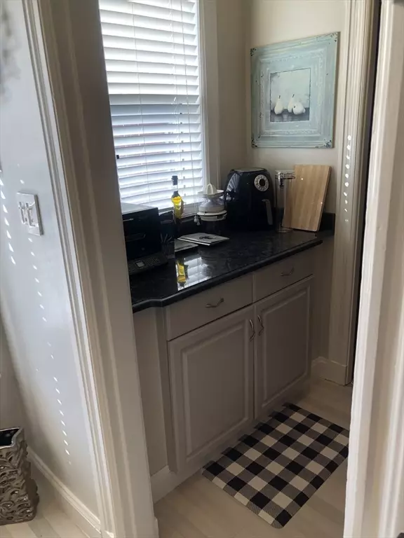 Malden, MA 02148,38-40 Russell St