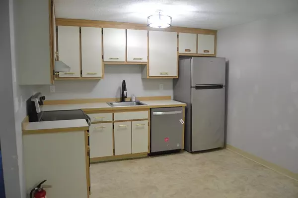 Lowell, MA 01854,1820 Skyline Dr #18
