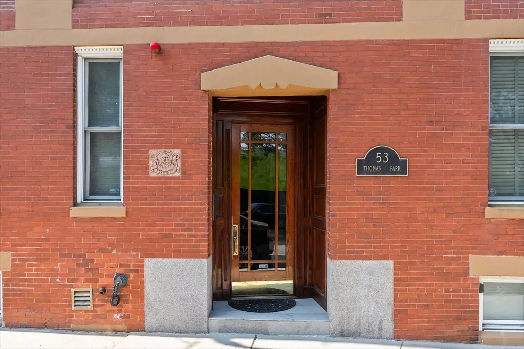 Boston, MA 02127,53 Thomas Park ##2