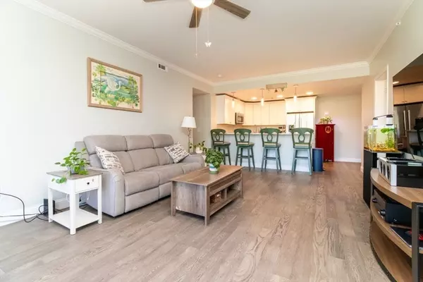 Milton, MA 02186,131 Eliot #305