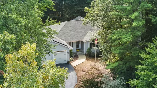 1 Simmons Place, East Bridgewater, MA 02333