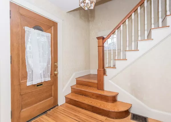 Waltham, MA 02451,37 Summit Street