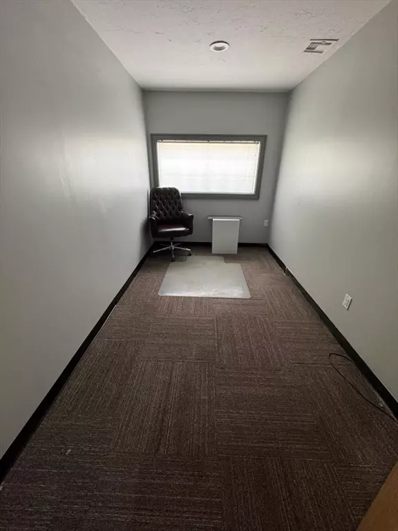 Holliston, MA 01746,1135 Washington St