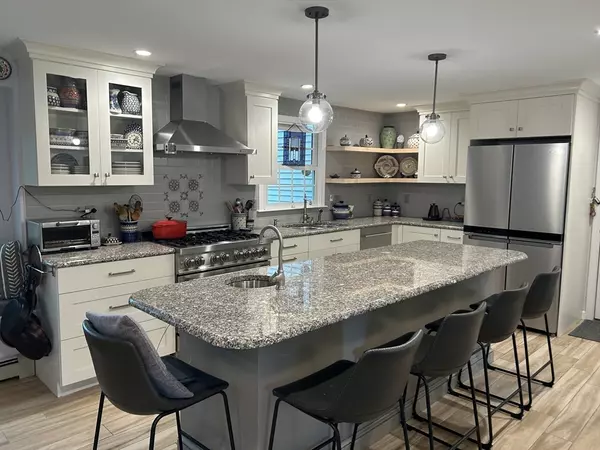 Groton, MA 01450,21 Heritage Lane