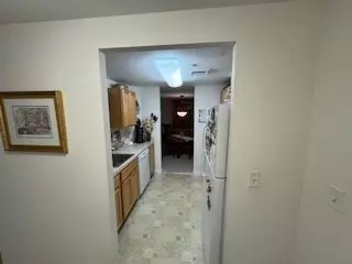 Falmouth, MA 02540,110 Dillingham Ave #322