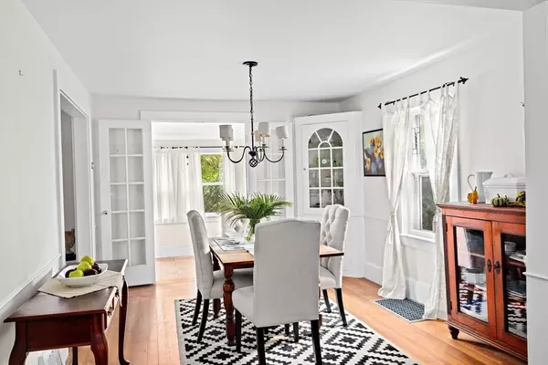 Marshfield, MA 02050,37 Walnut St
