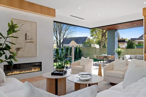 Newton, MA 02465,90 Auburndale Ave.