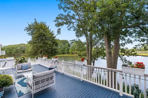 Danvers, MA 01923,7 Riverbank Ave