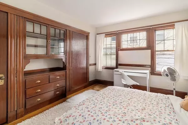Somerville, MA 02144,13-15 Upland #1
