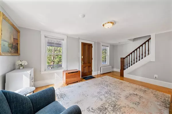Weston, MA 02493,48 Golden Ball Road