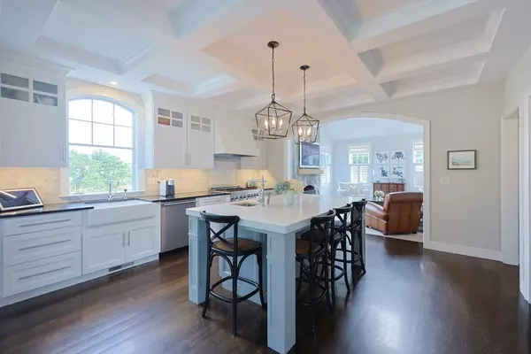 Sandwich, MA 02537,20 Crestview Dr
