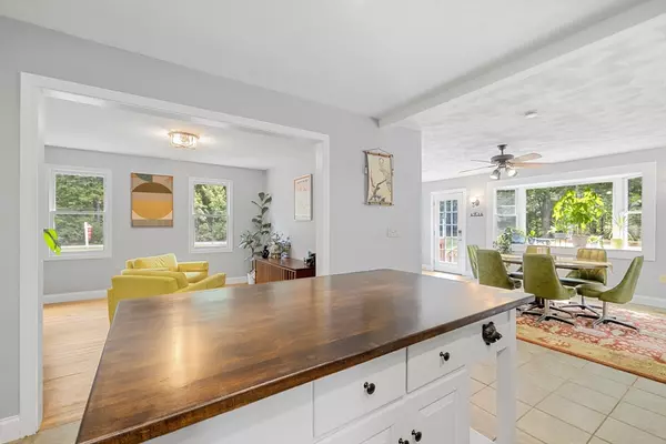 Pepperell, MA 01463,5 Friends Way