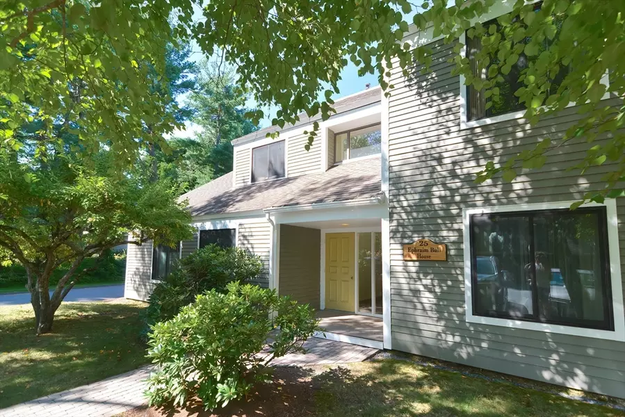 25 Concord Greene #4, Concord, MA 01742