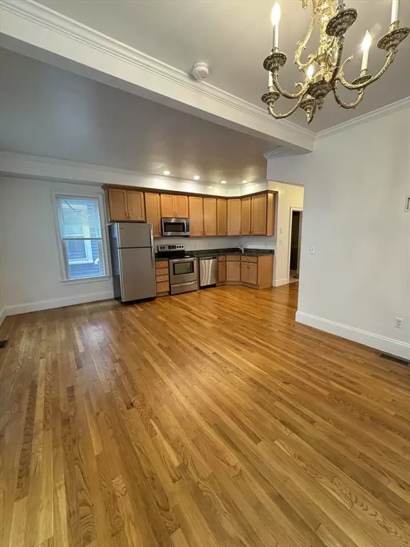Boston, MA 02127,157 M St #1