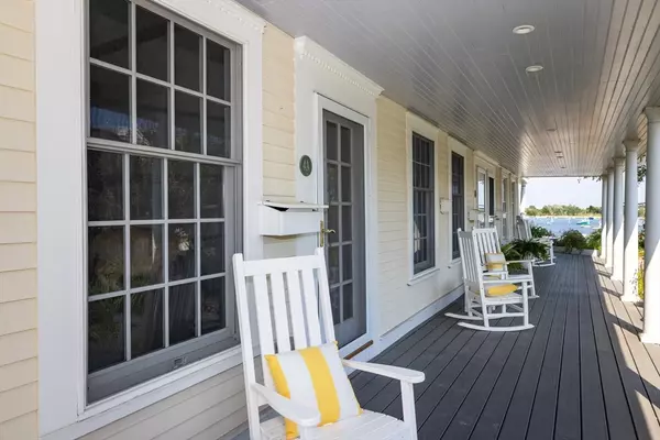 4 Margin St #A, Cohasset, MA 02025