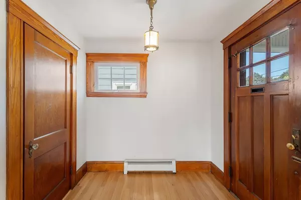 Peabody, MA 01960,16 Ethel Avenue
