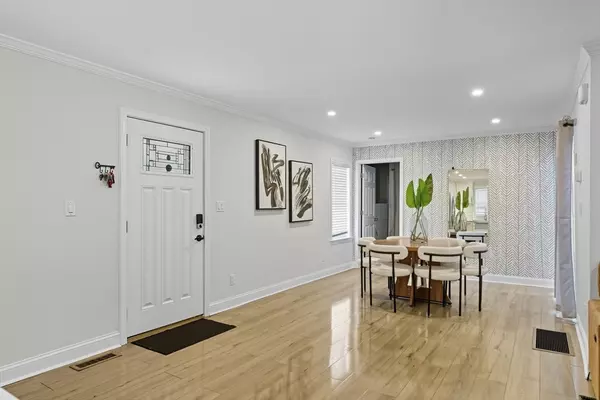 Lynn, MA 01904,64 Bacheller St