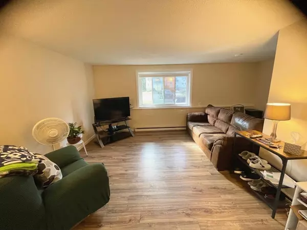 Marshfield, MA 02050,10 Royal Dane Dr #88